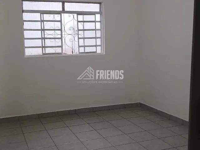 Casa 2 quartos e 1 banheiro, para alugar, no bairro Jardim Lisboa em São Paulo