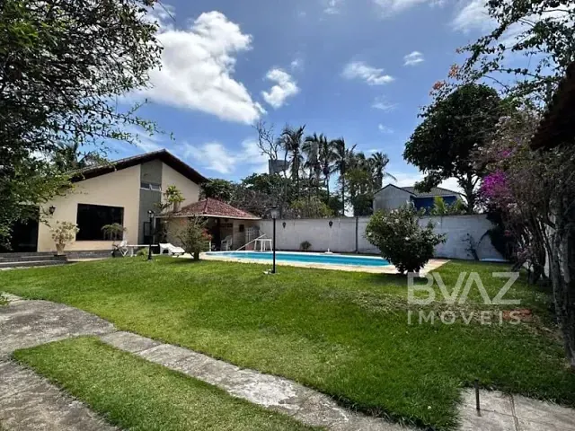 Casa com 972m² 5 quartos e 4 banheiros, à venda, no bairro Palmeiras em Cabo Frio