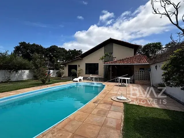 Casa com 972m² 5 quartos e 4 banheiros, à venda, no bairro Palmeiras em Cabo Frio
