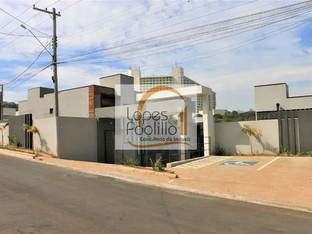 Casa com 70m² 2 quartos e 1 banheiro, à venda, no bairro Jardim Santo Antônio em Atibaia