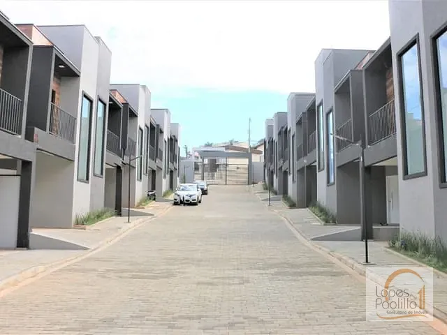 Casa com 70m² 2 quartos e 1 banheiro, à venda, no bairro Jardim Santo Antônio em Atibaia