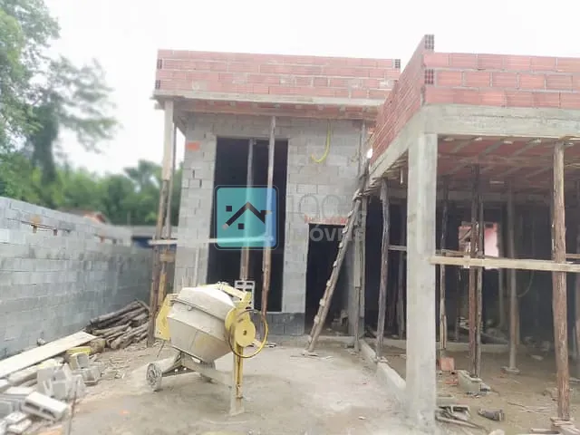 Casa com 120m² 3 quartos e 2 banheiros, à venda, no bairro Massaguaçu em Caraguatatuba