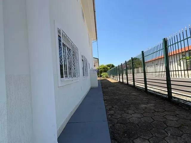 Casa com 2500m² 5 quartos e 7 banheiros, para alugar, no bairro Park Way em Brasília