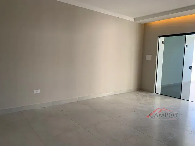 Casa com 150m² 2 quartos e 1 banheiro, à venda, no bairro Loteamento Residencial Veneza em Apucarana