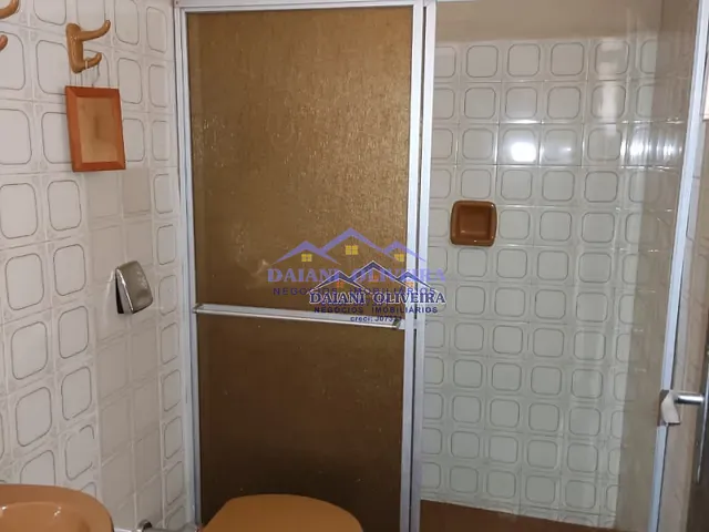 Casa com 256m² 3 quartos e 3 banheiros, à venda, no bairro CENTRO em Cambará