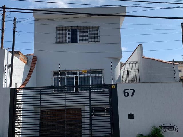 Sobrado com 234m² 3 quartos e 1 banheiro, à venda ou para alugar, no bairro Vila Antonieta em São Paulo