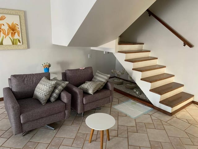 Sobrado com 234m² 3 quartos e 1 banheiro, à venda ou para alugar, no bairro Vila Antonieta em São Paulo
