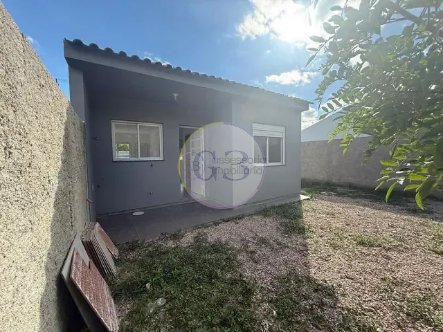 Casa 2 quartos e 1 banheiro, à venda, no bairro Fragata em Pelotas