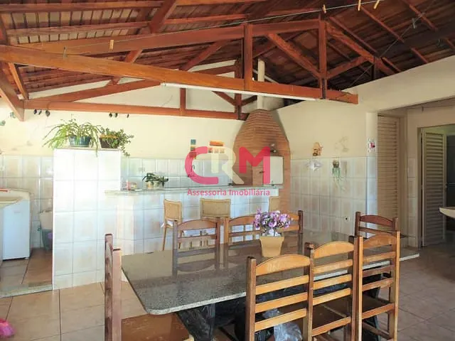 Casa com 649m² 3 quartos e 3 banheiros, à venda, no bairro Parque Residencial Laranjeiras I em Taquaritinga