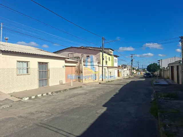Casa 3 quartos e 3 banheiros, à venda, no bairro Cruzeiro em Vitória da Conquista
