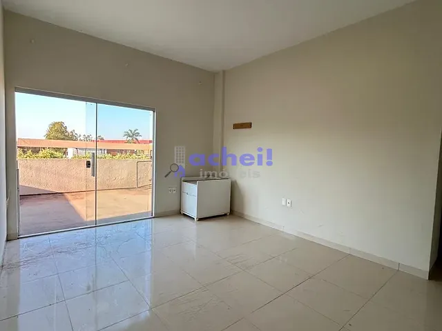Casa 3 quartos e 2 banheiros, para alugar, no bairro Distrito Industrial Augusto Bortoli Razia em Rondonópolis