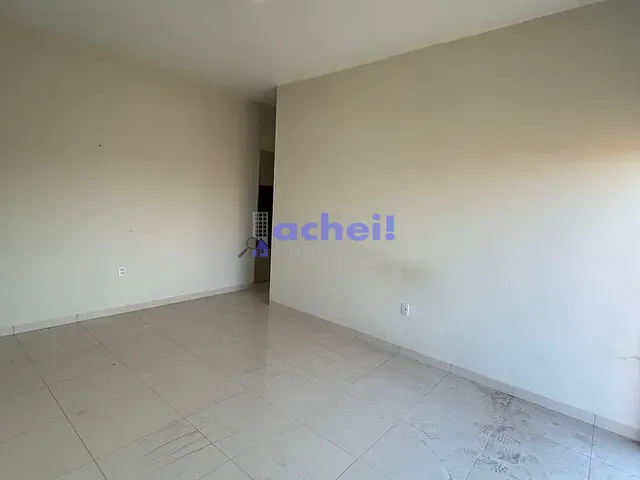Casa 3 quartos e 2 banheiros, para alugar, no bairro Distrito Industrial Augusto Bortoli Razia em Rondonópolis