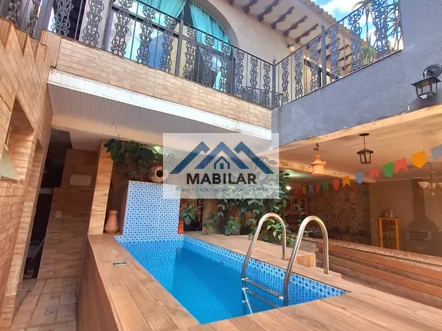 Casa com 300m² 3 quartos e 5 banheiros, à venda, no bairro Parque São Domingos em São Paulo
