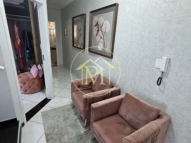 Casa com 125m² 2 quartos e 2 banheiros, à venda, no bairro Vila Zacarias em Sorocaba