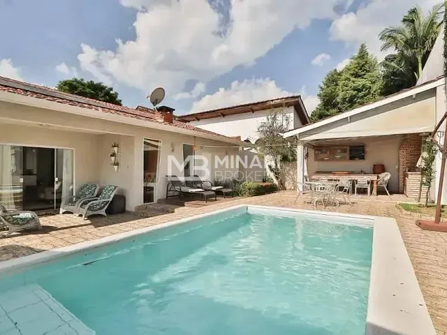 Casa 3 quartos e 4 banheiros, à venda, no bairro Alphaville em Santana de Parnaíba