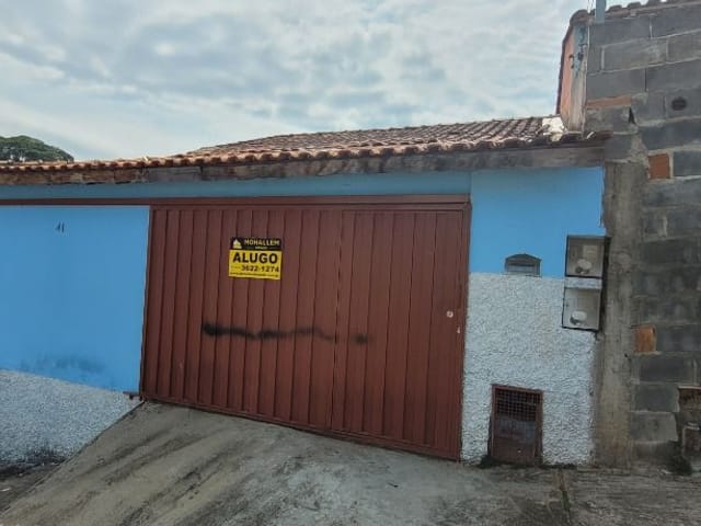 Foto do Casa - Casa com 2 dormitórios para alugar, 40 m² por R$ 650,00/mês - Moquem - Itajubá/MG | MOHALLEM e LOPES CORRETAGEM E ADMINISTRACAO DE IMOVEIS LTDA