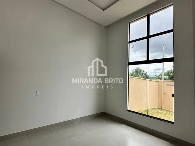 Casa 2 quartos e 2 banheiros, à venda, no bairro Rosa dos Ventos em Aparecida de Goiânia