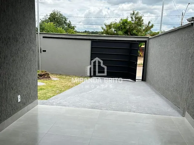 Casa 2 quartos e 2 banheiros, à venda, no bairro Rosa dos Ventos em Aparecida de Goiânia