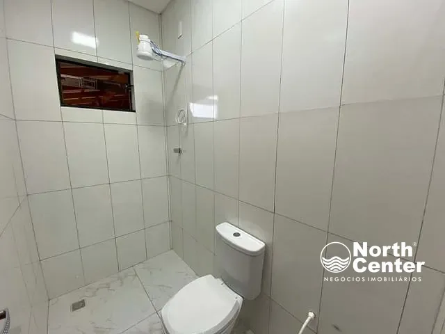 Casa com 180m² 3 quartos e 2 banheiros, à venda, no bairro Pinheiros em Balneário Barra do Sul