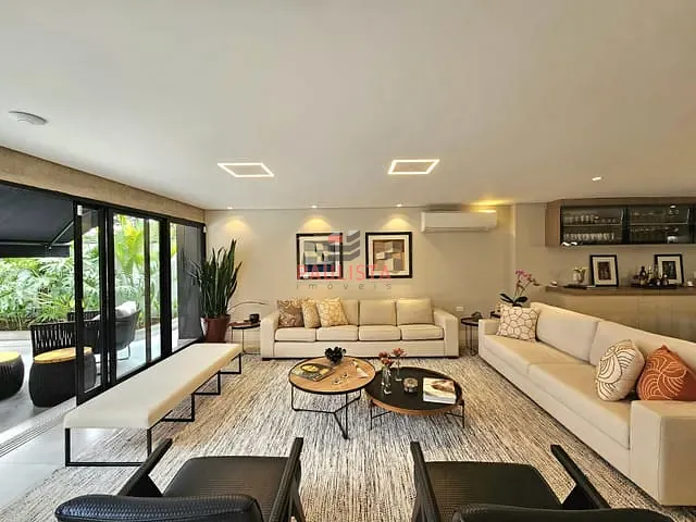 Casa 3 quartos e 6 banheiros, à venda, no bairro Brooklin em São Paulo