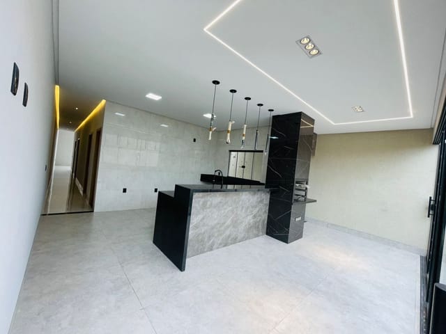 Foto do Casa - Casa com 3 dormitórios à venda, 127 m² por R$ 690.000 - Jardim Europa - Goiânia/GO | Portfolio Imóveis