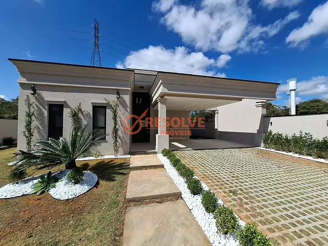 Casa com 1120m² 3 quartos e 2 banheiros, à venda, no bairro Bellard em Guararema