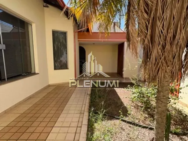 Casa 5 quartos e 6 banheiros, à venda, no bairro Saúde em Rio Claro