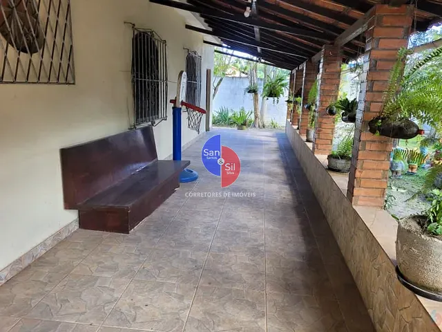 Casa com 1800m² 7 quartos e 3 banheiros, à venda, no bairro Praia da Esperança (Praia de Mauá) em Magé