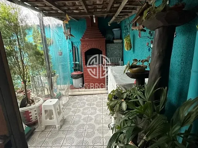 Casa 2 quartos e 2 banheiros, à venda, no bairro Santíssimo em Rio de Janeiro