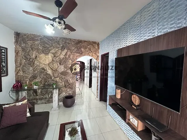 Casa 2 quartos e 2 banheiros, à venda, no bairro Praia do Siqueira em Cabo Frio