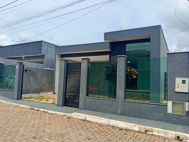 Casa com 400m² 3 quartos e 4 banheiros, para alugar, no bairro Ponte Alta Norte (Gama) em Brasília