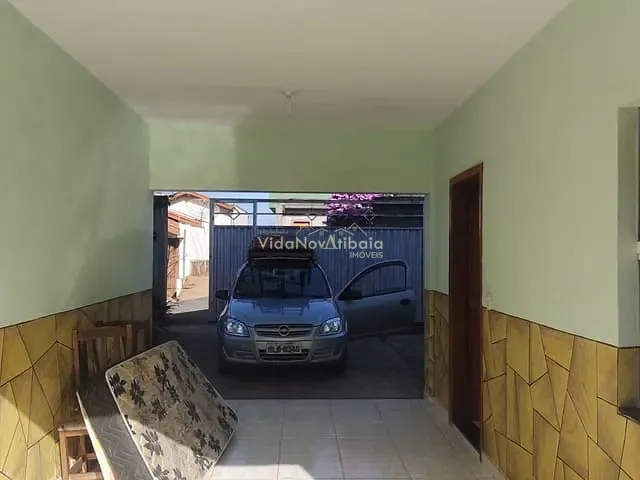 Casa com 539m² 2 quartos e 2 banheiros, à venda, no bairro Guaxinduva em Atibaia
