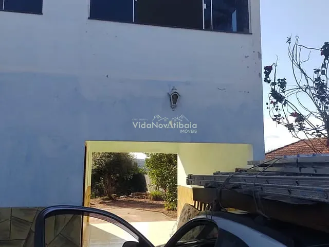 Casa com 539m² 2 quartos e 2 banheiros, à venda, no bairro Guaxinduva em Atibaia