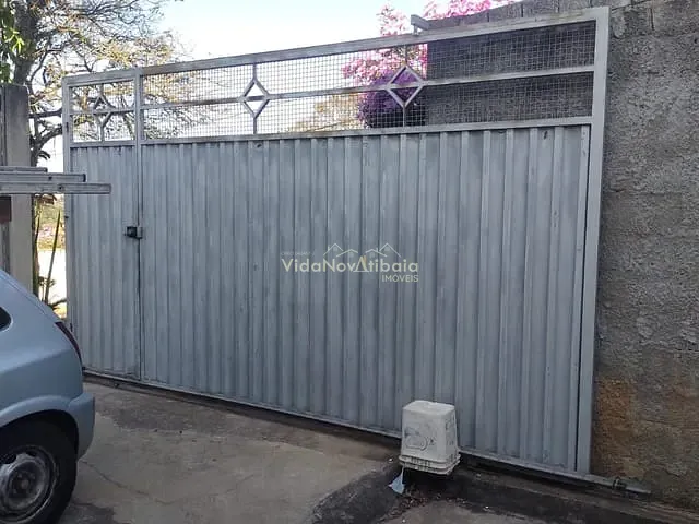 Casa com 539m² 2 quartos e 2 banheiros, à venda, no bairro Guaxinduva em Atibaia