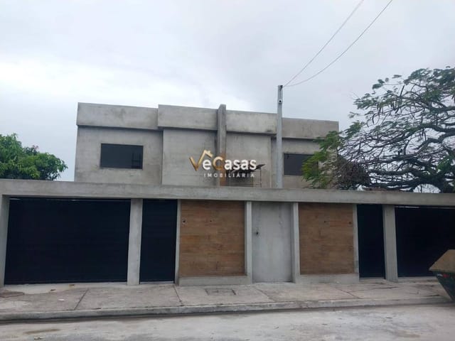Casa com 148m² 3 quartos e 4 banheiros, à venda, no bairro Costazul em Rio das Ostras