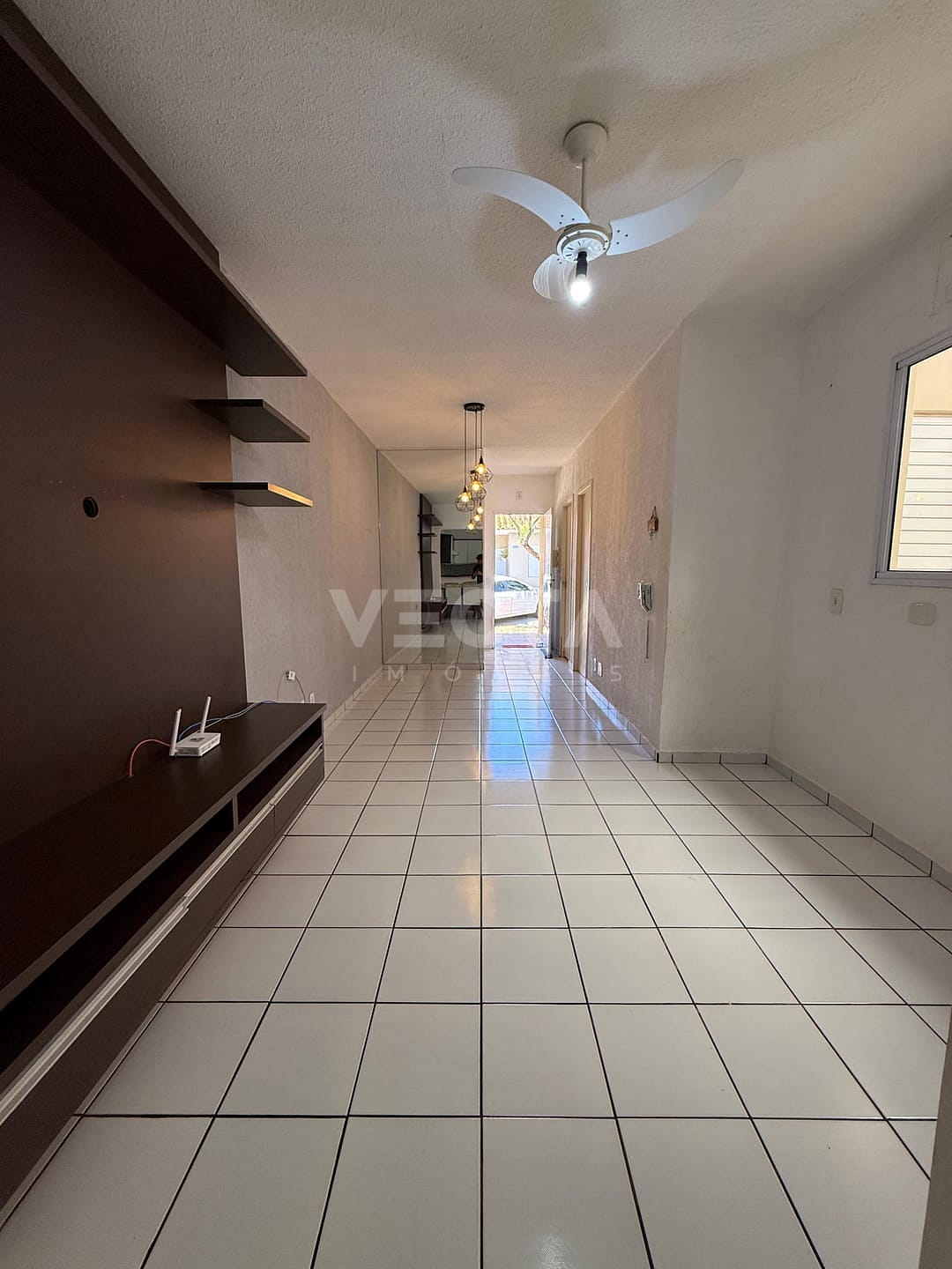 Casa à venda com 2 quartos, 80m² - Foto 4