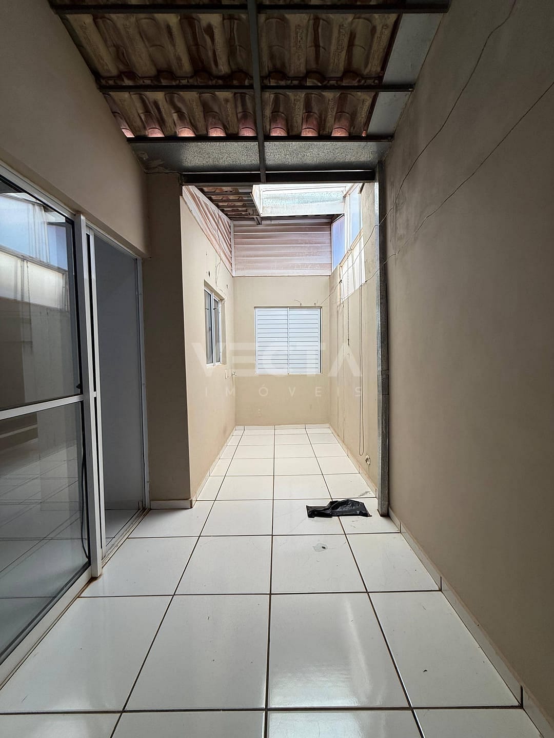 Casa à venda com 2 quartos, 80m² - Foto 14