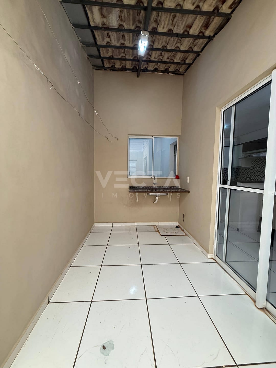 Casa à venda com 2 quartos, 80m² - Foto 15