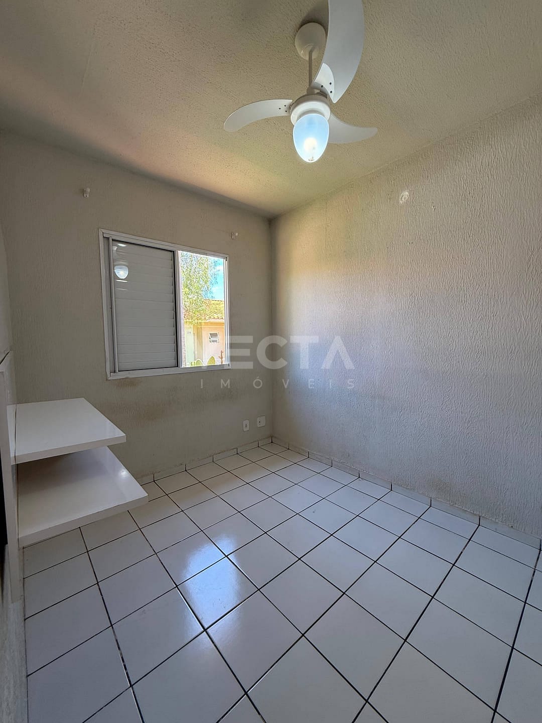 Casa à venda com 2 quartos, 80m² - Foto 12