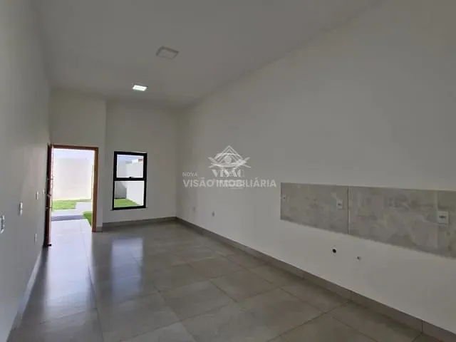Casa com 300m² 2 quartos e 1 banheiro, à venda, no bairro Residencial Santa Catarina em Sinop
