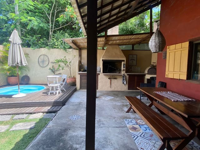 Casa com 310m² 4 quartos e 1 banheiro, à venda, no bairro Portinho em Cabo Frio