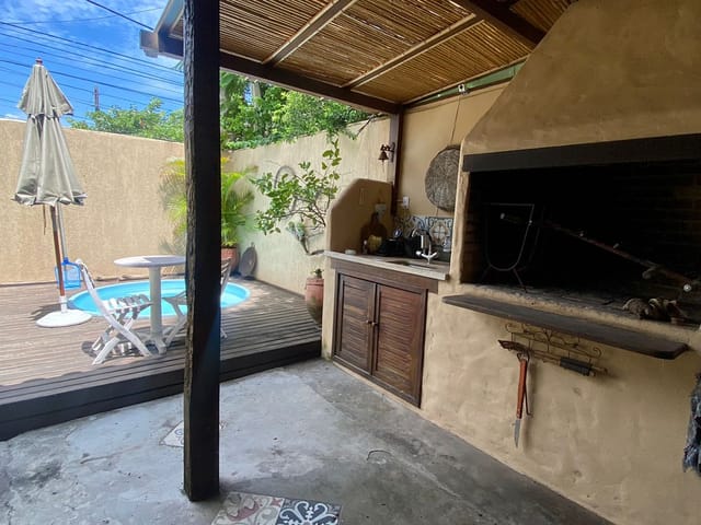 Casa com 310m² 4 quartos e 1 banheiro, à venda, no bairro Portinho em Cabo Frio