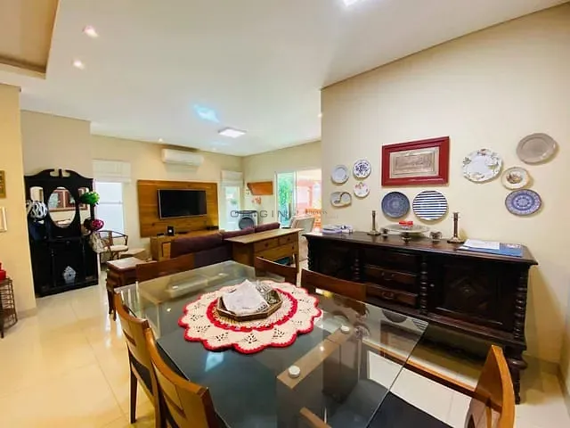 Casa com 450m² 4 quartos e 5 banheiros, à venda, no bairro Residencial Damha II em Campo Grande