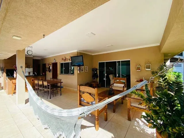 Casa com 450m² 4 quartos e 5 banheiros, à venda, no bairro Residencial Damha II em Campo Grande
