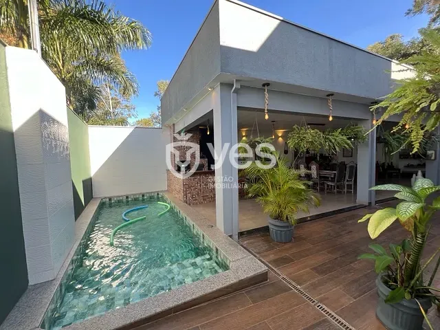 Casa com 360m² 3 quartos e 3 banheiros, à venda, no bairro Residencial das Acácias em Araxá