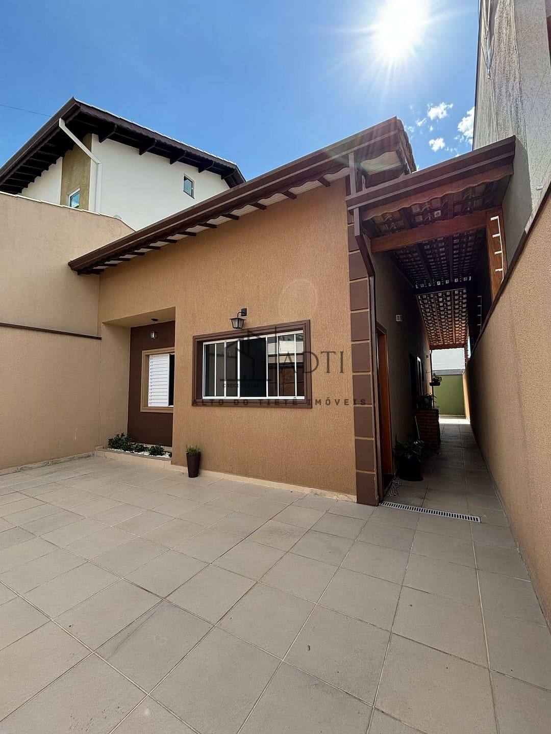 Casa, 3 quartos, 80 m² - Foto 1