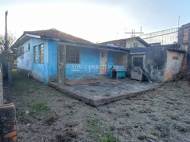 Casa com 300m² 2 quartos e 1 banheiro, à venda, no bairro Bom Princípio em Gravataí