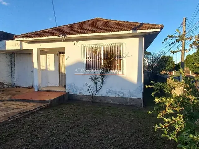 Casa com 300m² 2 quartos e 1 banheiro, à venda, no bairro Bom Princípio em Gravataí