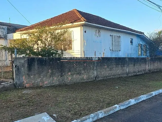Casa com 300m² 2 quartos e 1 banheiro, à venda, no bairro Bom Princípio em Gravataí
