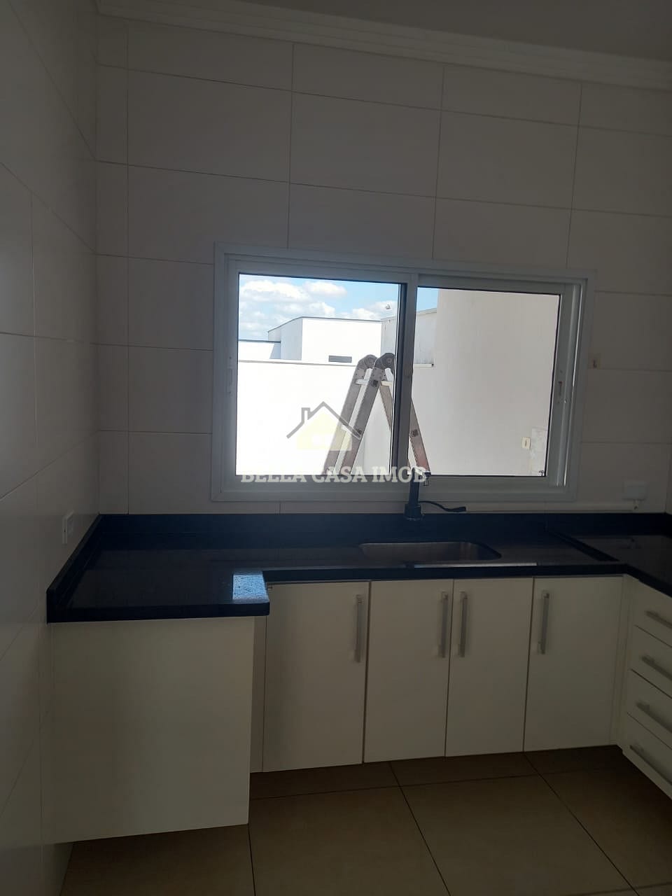 Casa à venda com 3 quartos, 164m² - Foto 6